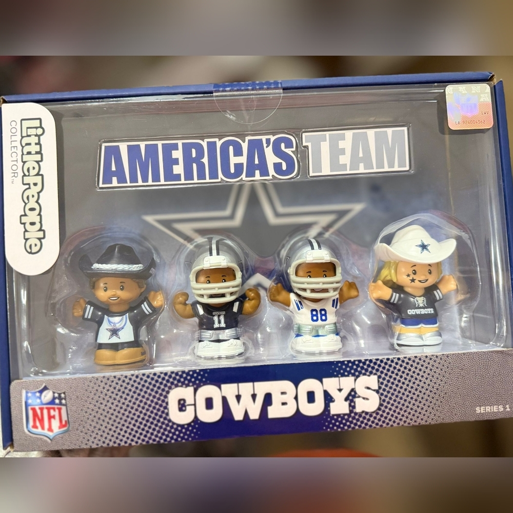 NWT FISHER PRICE DALLAS COWBOYS AMERICA’S TEAM LITTLERPEOPLE COLLECTION